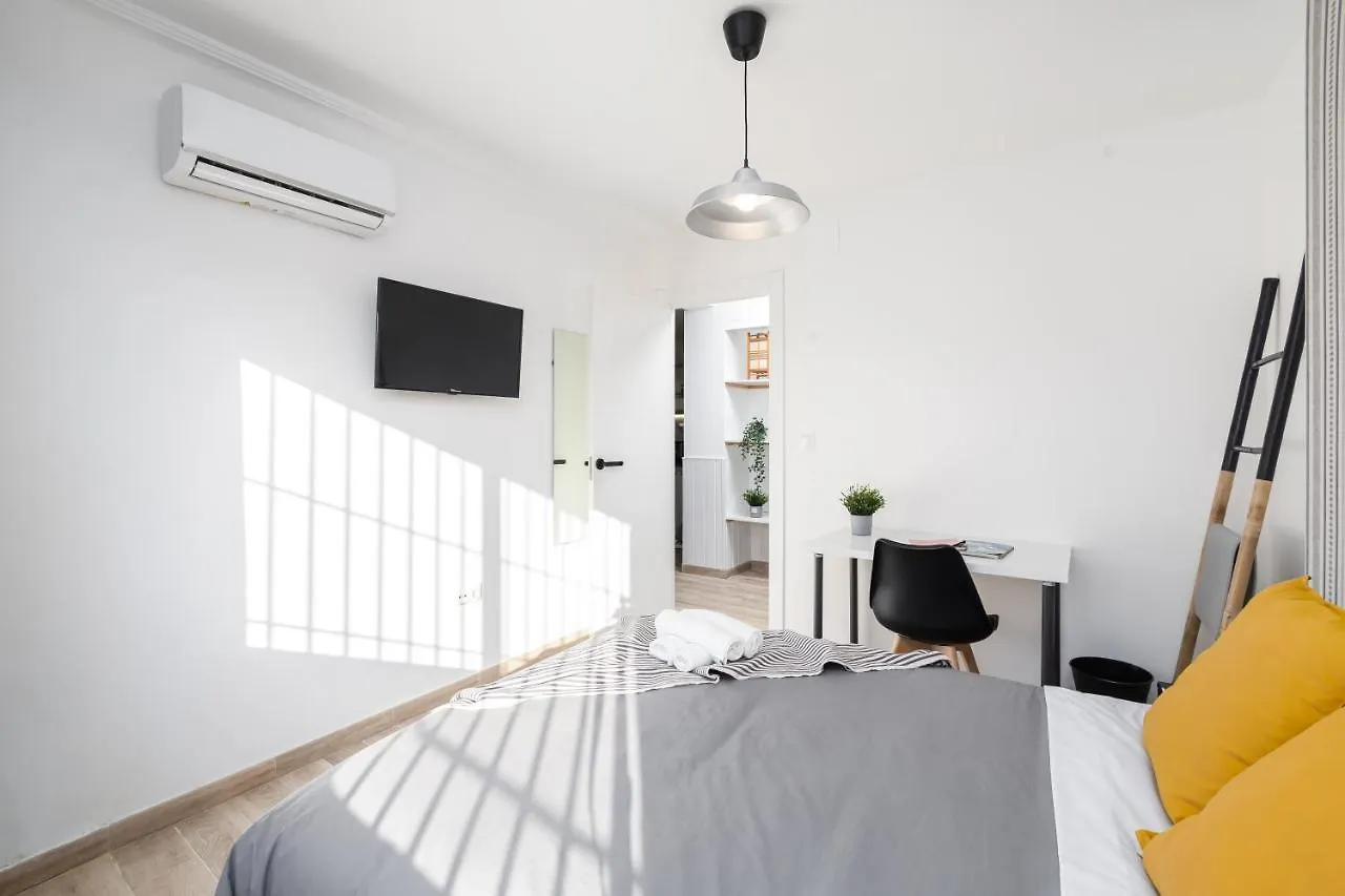 מאלגה Nordik Rooms Urban - Urena 