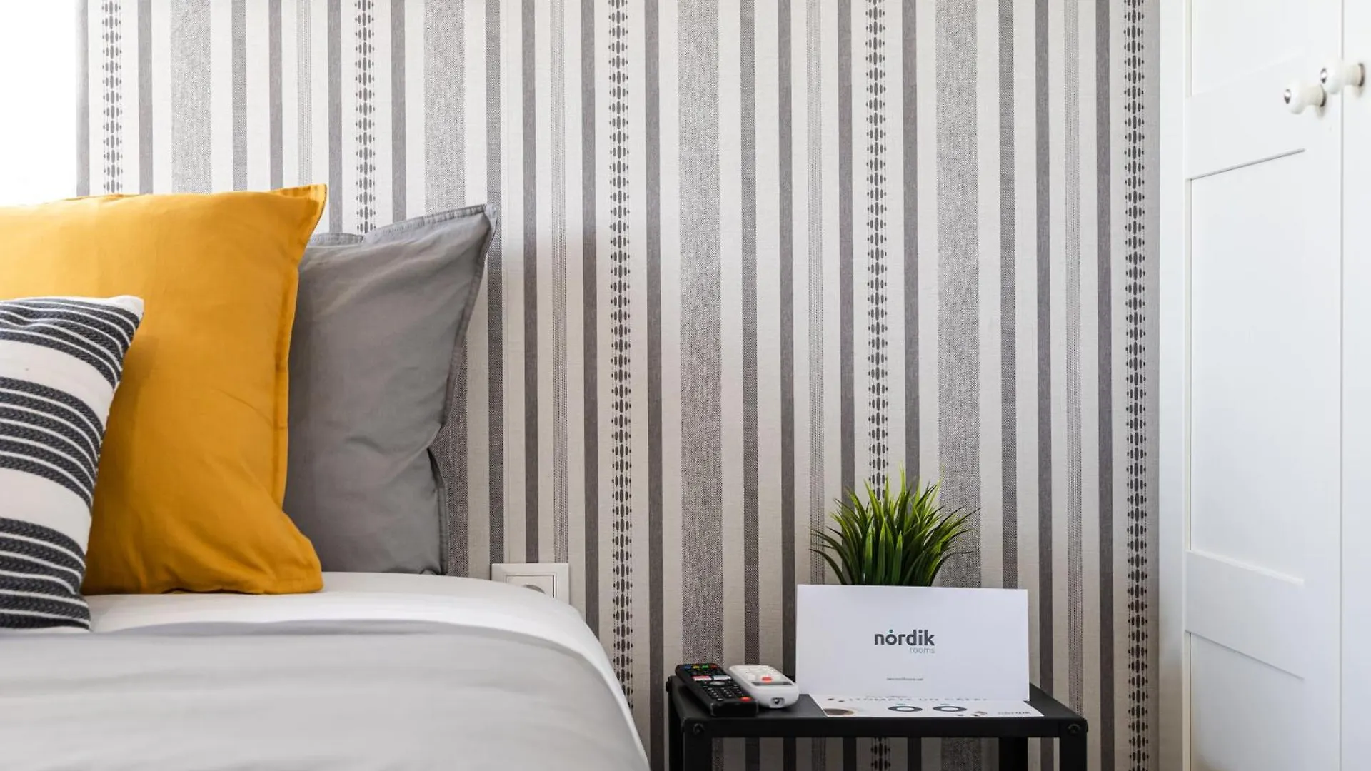 מאלגה Nordik Rooms Urban - Urena 